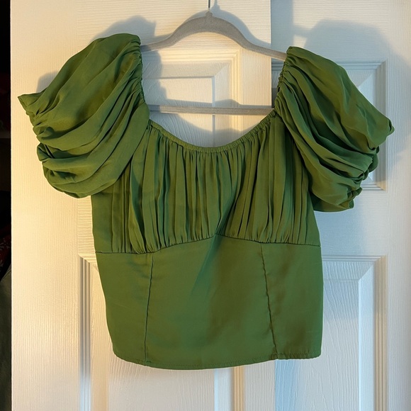 NWT Abercrombie Puff Sleeve top - Picture 1 of 5